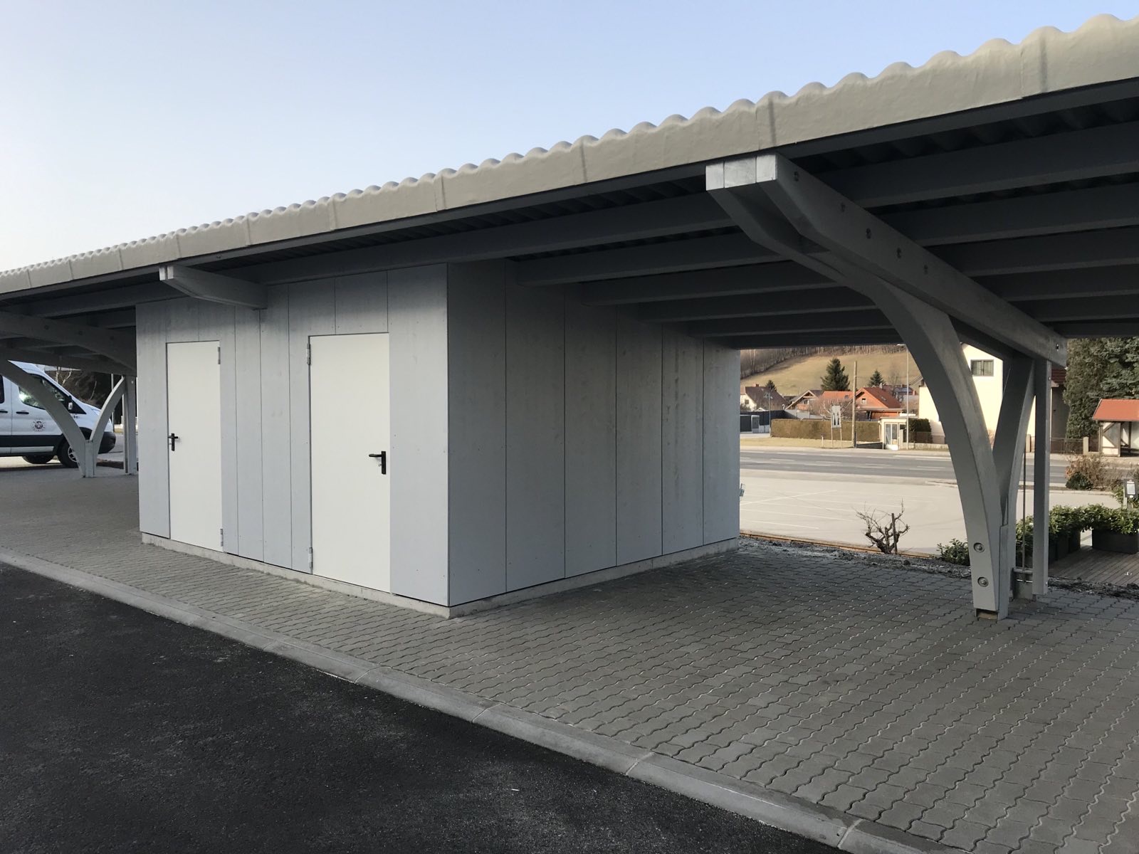 Carport mit Abstellraum, Fichte 3-Schicht-Verkleidung bis zur Dachunterseite